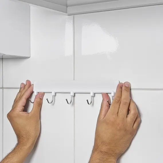 Gancho Zafira Plástico/Metal Branco M1